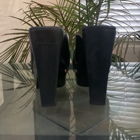 KORS by Michael Kors Studded Platform Mule Sandals - Nero - Picture 13 of 16